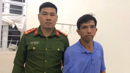 Bắt đối tượng giở trò sàm sỡ với phụ nữ rồi cướp giật tài sản
