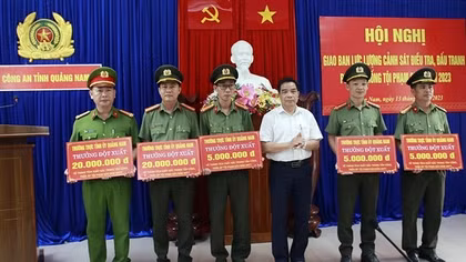 Công an Quảng Nam triệt phá 2 chuyên án, thu giữ gần 2kg heroin và 8,7 tấn thuốc nổ