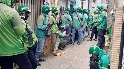 Lái xe công nghệ, anh là ai? (Bài 1)