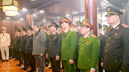Đảng uỷ Công an Trung ương, Bộ Công an dâng hương tưởng niệm Chủ tịch Hồ Chí Minh