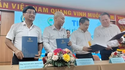 Ký kết hợp tác chương trình “1.000 câu chuyện sản phẩm OCOP”