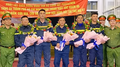 Chuyện chưa kể phía sau chiến công