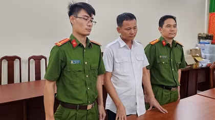 Đề nghị truy tố nhân viên kỹ thuật tại sân bay Tân Sơn Nhất tiếp tay buôn lậu