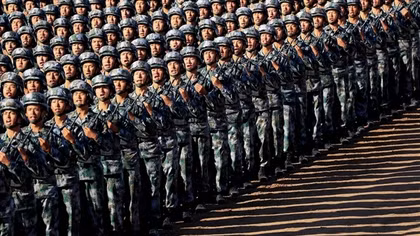 Chi tiêu quân sự toàn cầu tăng lên mức cao chưa từng có