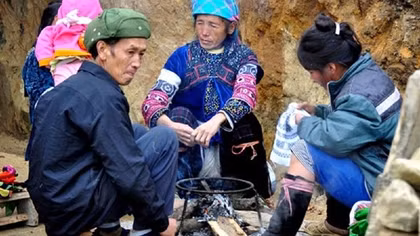 Mưa giông khắp miền Trung, miền Bắc nhiều nơi rét đậm