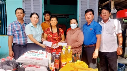 Đi thả diều, bé trai 7 tuổi bị đuối nước thương tâm
