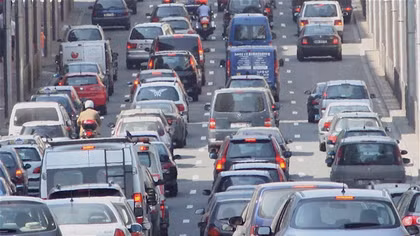 EU chuẩn bị ban hành luật cấm bán xe chạy xăng, dầu
