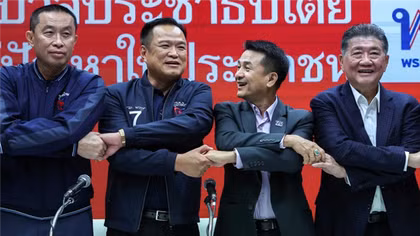 Đảng Pheu Thai tuyên bố thành lập liên minh mới