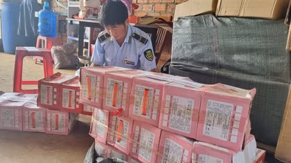 Phạt cơ sở bày bán 3.200 bánh trung thu không rõ nguồn gốc