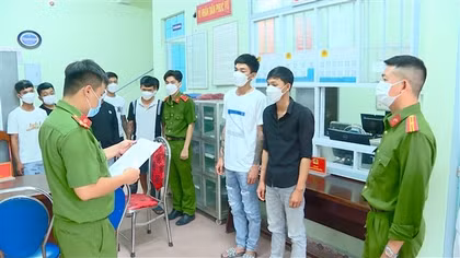Khởi tố, tạm giam 9 bị can trong vụ nổ súng ở Khánh Hòa khiến 2 người thương vong