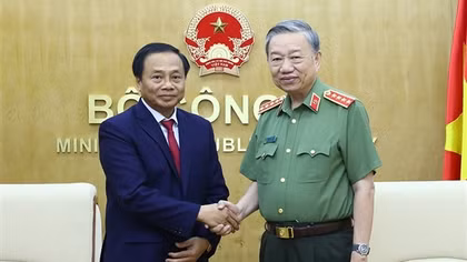 Tăng cường hợp tác toàn diện giữa Bộ Công an 2 nước Việt Nam - Lào