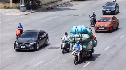 Miền Bắc và Trung bộ nắng nóng gay gắt, nhiều nơi trên 38 độ C