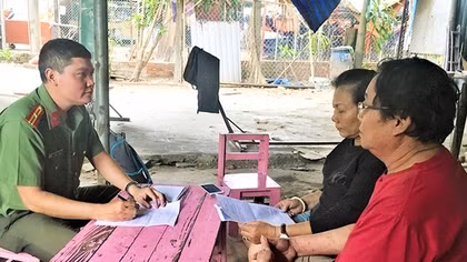 Xung quanh việc người dân bị vây rào cưỡng chế nhà đang sinh sống lâu đời