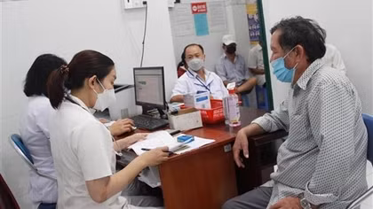 Nâng mức hưởng BHYT lên 100% chi phí khám chữa bệnh cho một số nhóm đối tượng