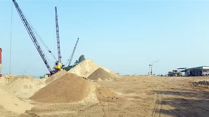 Nguồn vật liệu cho các dự án giao thông trọng điểm được gỡ, nhờ cơ chế đặc thù