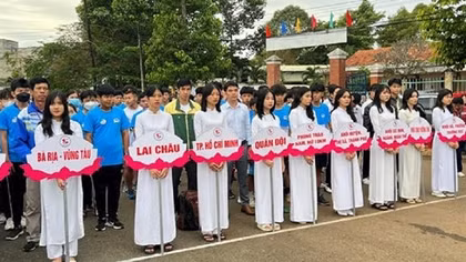 Rộn ràng giải “Chinh phục đỉnh cao Bà Rá” lần thứ 28