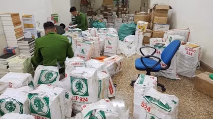 Xóa sổ đường dây in ấn, kinh doanh sách giả quy mô lớn