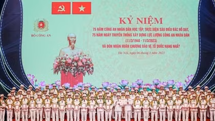 75 năm CAND thực hiện Lời kêu gọi thi đua ái quốc của Chủ tịch Hồ Chí Minh