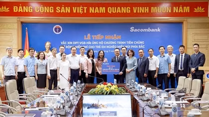 Đã có 258.000 liều vaccine 5 trong 1 để tiêm chủng miễn phí cho trẻ