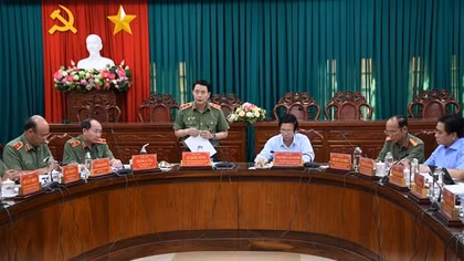 Phát huy sức mạnh của nhân dân trong xây dựng phong trào toàn dân bảo vệ an ninh Tổ quốc