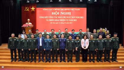 Đẩy mạnh tuyên truyền, phát huy sức mạnh toàn dân trong xây dựng, bảo vệ Tổ quốc