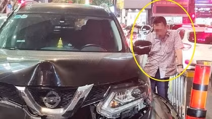 Tài xế ô tô có dấu hiệu say xỉn tông 2 lần liên tiếp vào xe máy