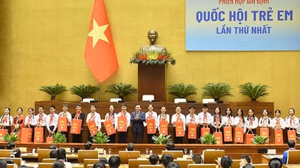 Quan tâm, lắng nghe và giải quyết những nguyện vọng, kiến nghị của trẻ em