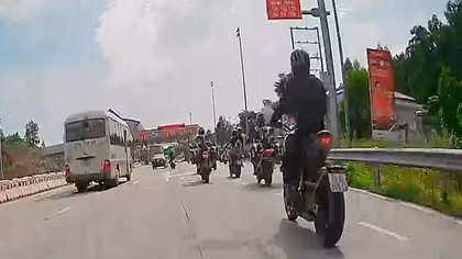 Yêu cầu các chủ xe phân khối lớn vi phạm đến cơ quan Công an làm việc