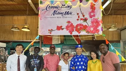 Bạn bè quốc tế ở Nam Sudan ấn tượng với Tết Việt Nam