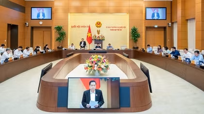 Cần tính toán hợp lý việc tinh giảm biên chế với các ngành đặc thù