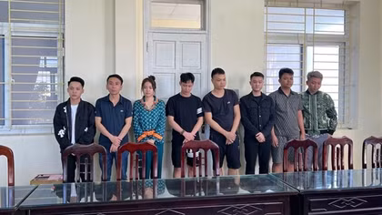 Phá đường dây đánh bạc qua mạng với số tiền giao dịch hơn 200 tỷ đồng