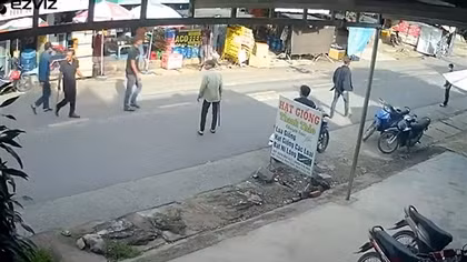Truy xét nhóm côn đồ hành hung người phụ nữ