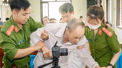 "Chim sơn ca" nơi núi rừng biên giới