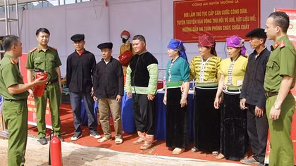 Ngọc Chiến - "Miền quê cổ tích"