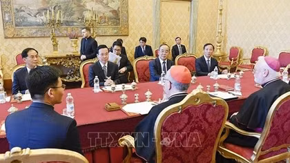 Chủ tịch nước Võ Văn Thưởng gặp Thủ tướng Tòa thánh Vatican, Hồng y Pietro Parolin