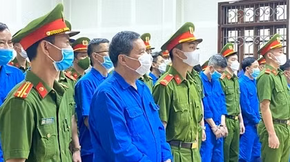 Cựu Chủ tịch UBND TP Hạ Long Phạm Hồng Hà bị tuyên phạt 15 năm tù
