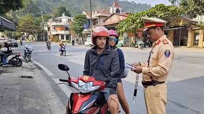 Giữ bình yên trên những cung đường nơi địa đầu Tổ quốc