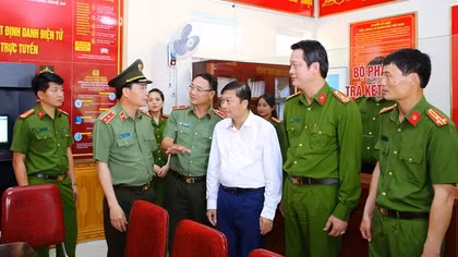 Nghệ An phấn đấu hoàn thành mục tiêu trước 2 năm về “Xây dựng các đơn vị điển hình, kiểu mẫu về an ninh, trật tự”.