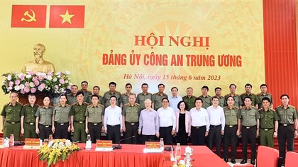 Xây dựng lực lượng CAND thật sự trong sạch, vững mạnh là nhiệm vụ trọng tâm, then chốt