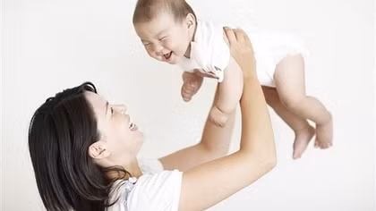 Bệnh nhi 4 tháng tuổi chảy máu não do hội chứng rung lắc
