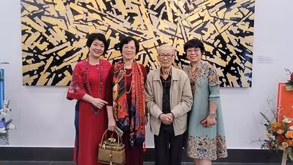 Cuộc đồng hành mang sắc màu dân tộc