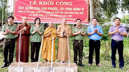 Công an tỉnh Bạc Liêu vận động xây dựng cầu giao thông nông thôn