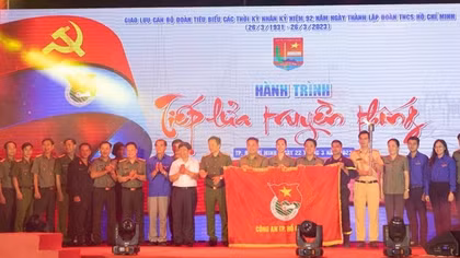 Công an TP Hồ Chí Minh với chương trình “Tiếp lửa truyền thống”