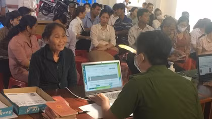 Người làm việc trong các cơ quan Nhà nước phải đăng kí, kích hoạt tài khoản định danh điện tử