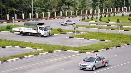 Siết chặt đào tạo, sát hạch, cấp đổi bằng lái xe