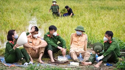 Người "chép sử" bằng hình ảnh giữa tâm dịch COVID-19