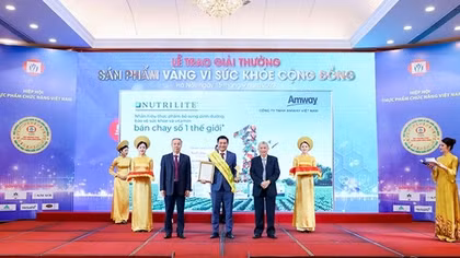 Amway Việt Nam nhận giải thưởng sản phẩm vàng vì sức khoẻ cộng đồng lần thứ 11