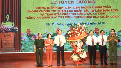 Tuyên dương điển hình tiên tiến phong trào phòng, chống tội phạm quận Bắc Từ Liêm