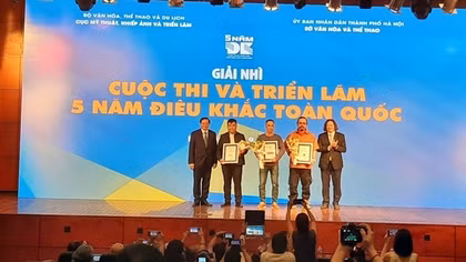 Trao giải cuộc thi và triển lãm 5 năm Điêu khắc toàn quốc