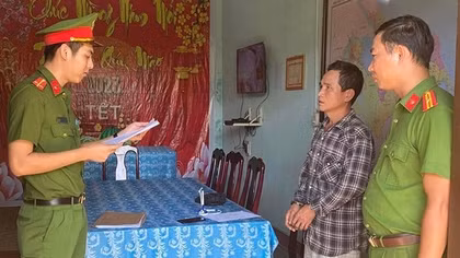 Công an xã đấu tranh hiệu quả với tội phạm
